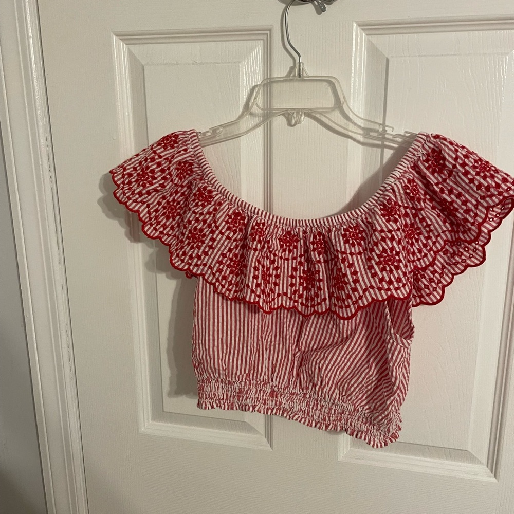 Red and white striped cropped flamenco sleeves BCBG top
